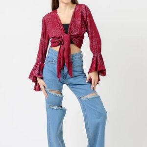 173. Boho maroon flowing long sleeve top